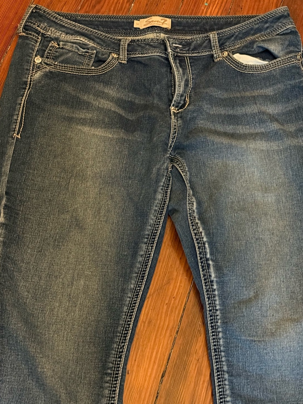 Seven7 Women's Cropped Dark Blue Stretch Jeans cropped